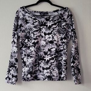 Jones New York Black and White Tropical Print‎ Long Sleeved Blouse Size Small